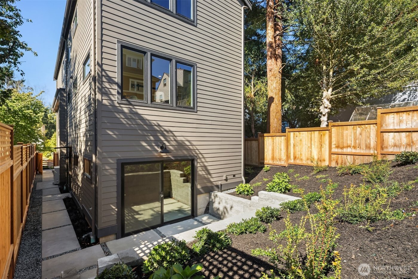 7342 20th Avenue NW, Seattle, WA 98117