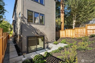 7342 20th Avenue NW, Seattle, WA 98117 - Photo 36