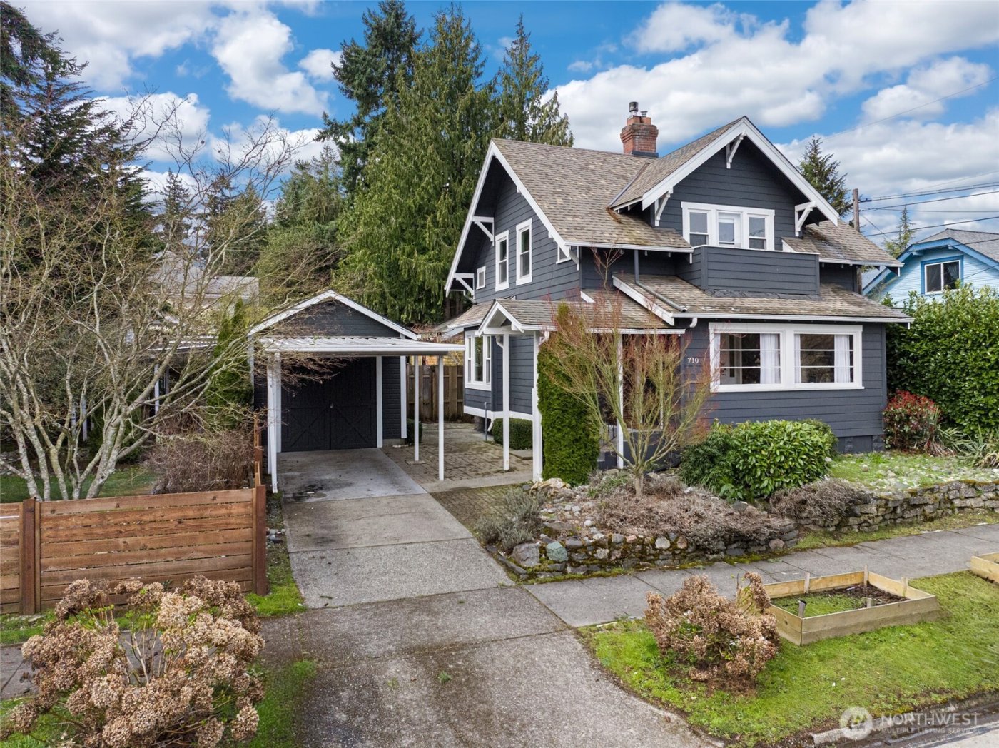 710 S Lawrence Street , Tacoma, WA 98405