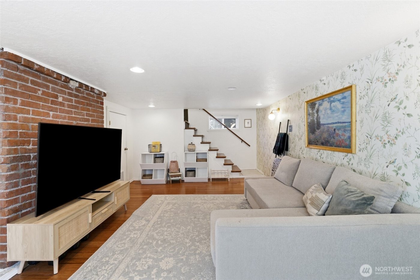 710 S Lawrence Street , Tacoma, WA 98405