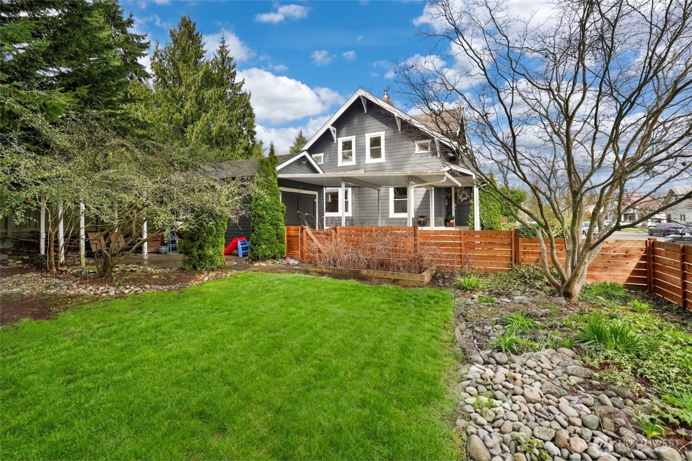 710 S Lawrence Street , Tacoma, WA 98405