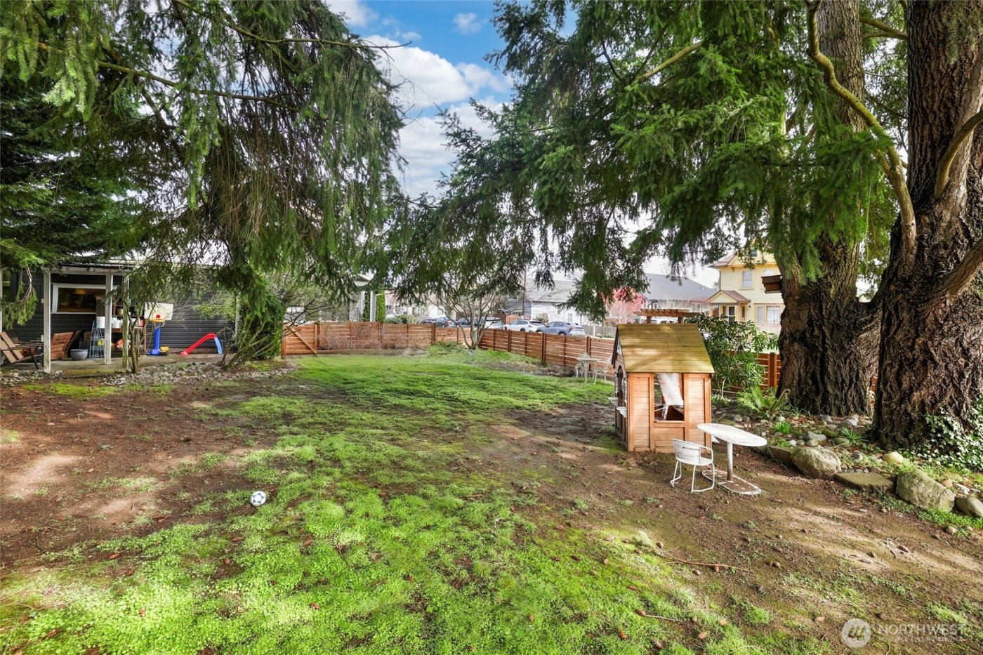 710 S Lawrence Street , Tacoma, WA 98405