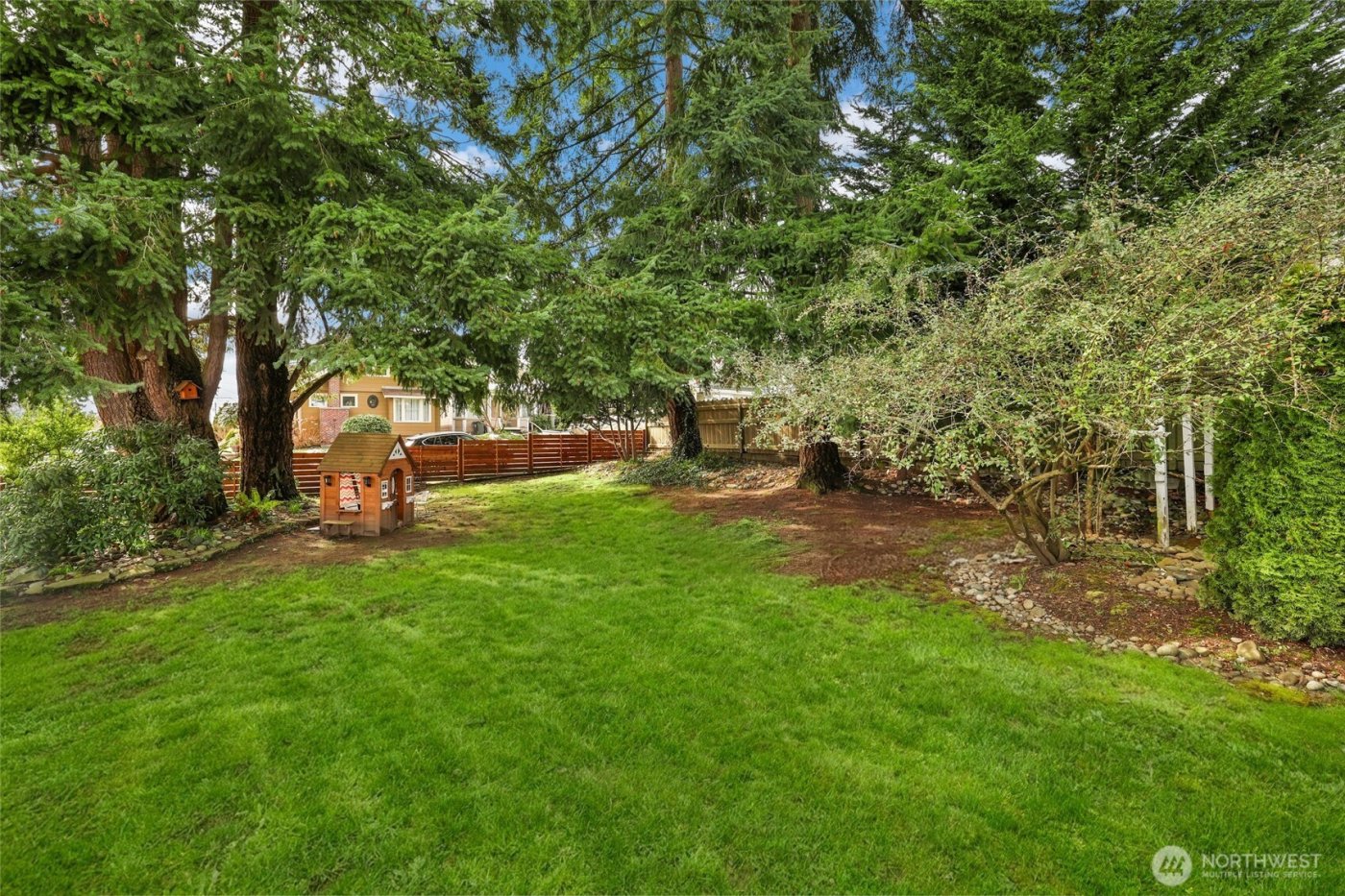 710 S Lawrence Street , Tacoma, WA 98405