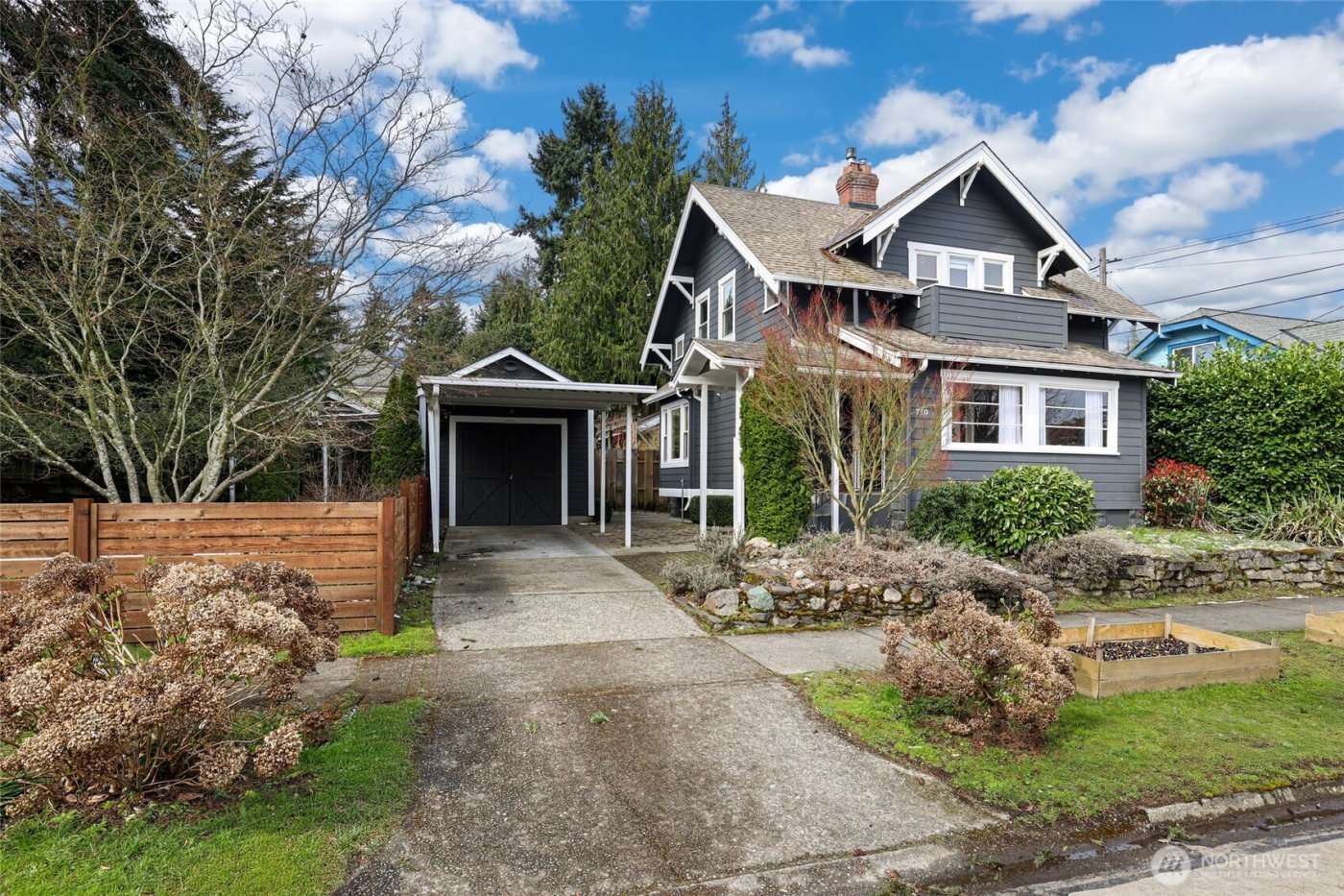 710 S Lawrence Street , Tacoma, WA 98405