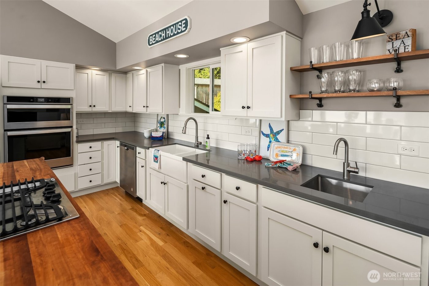 13967 SW 248th Street , Vashon, WA 98070