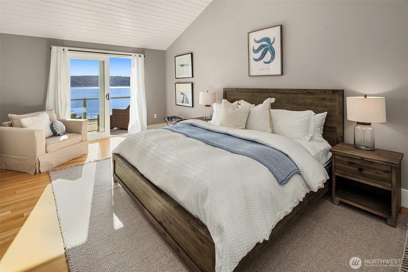 13967 SW 248th Street , Vashon, WA 98070