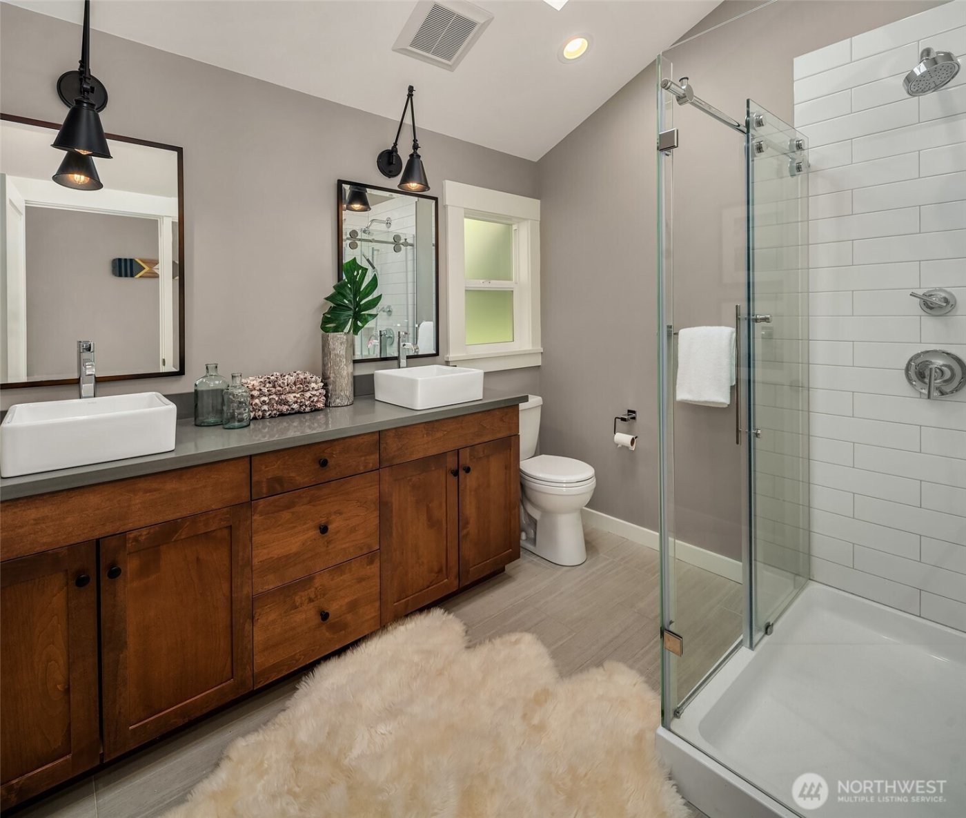 13967 SW 248th Street , Vashon, WA 98070