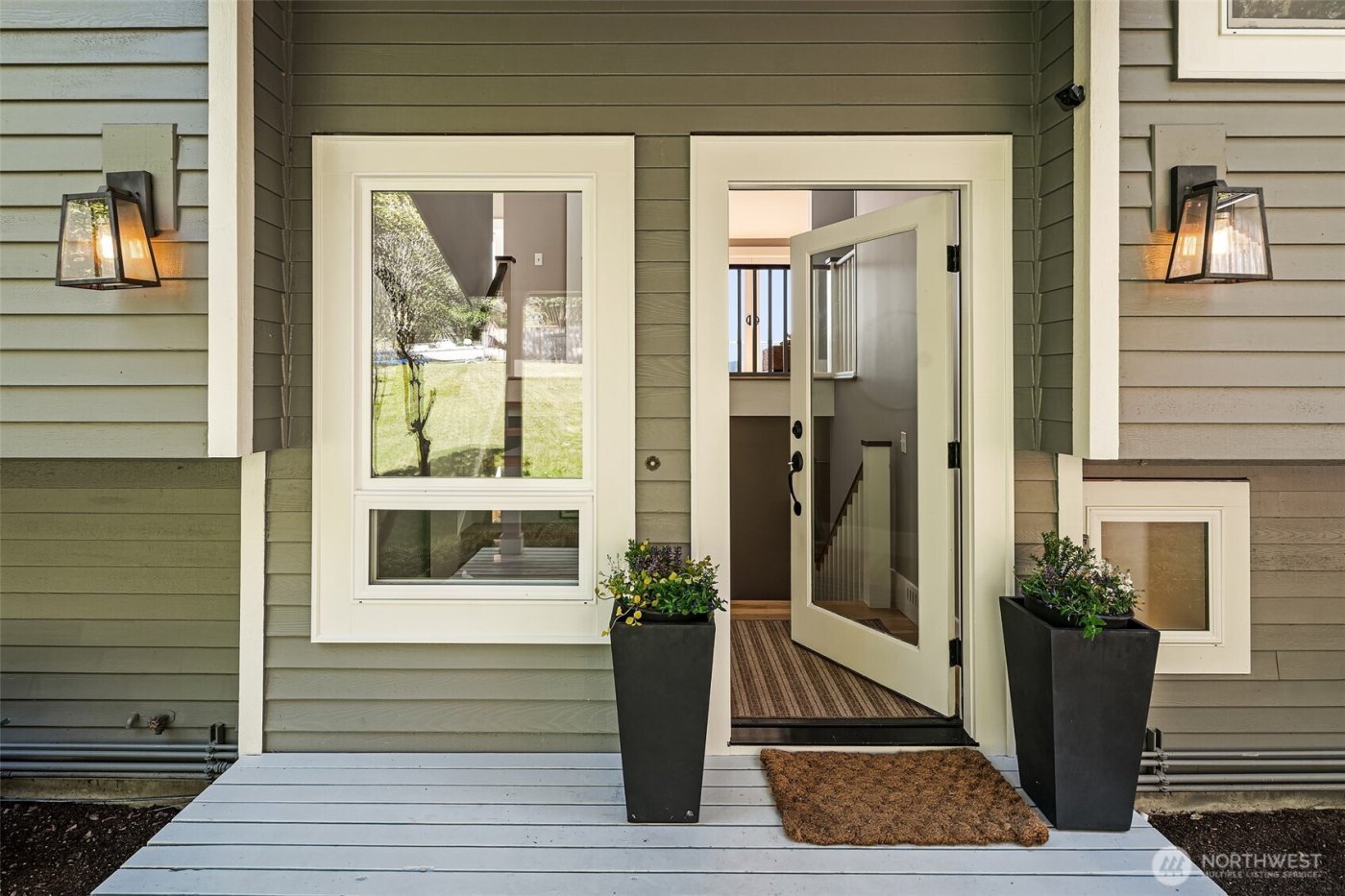 13967 SW 248th Street , Vashon, WA 98070