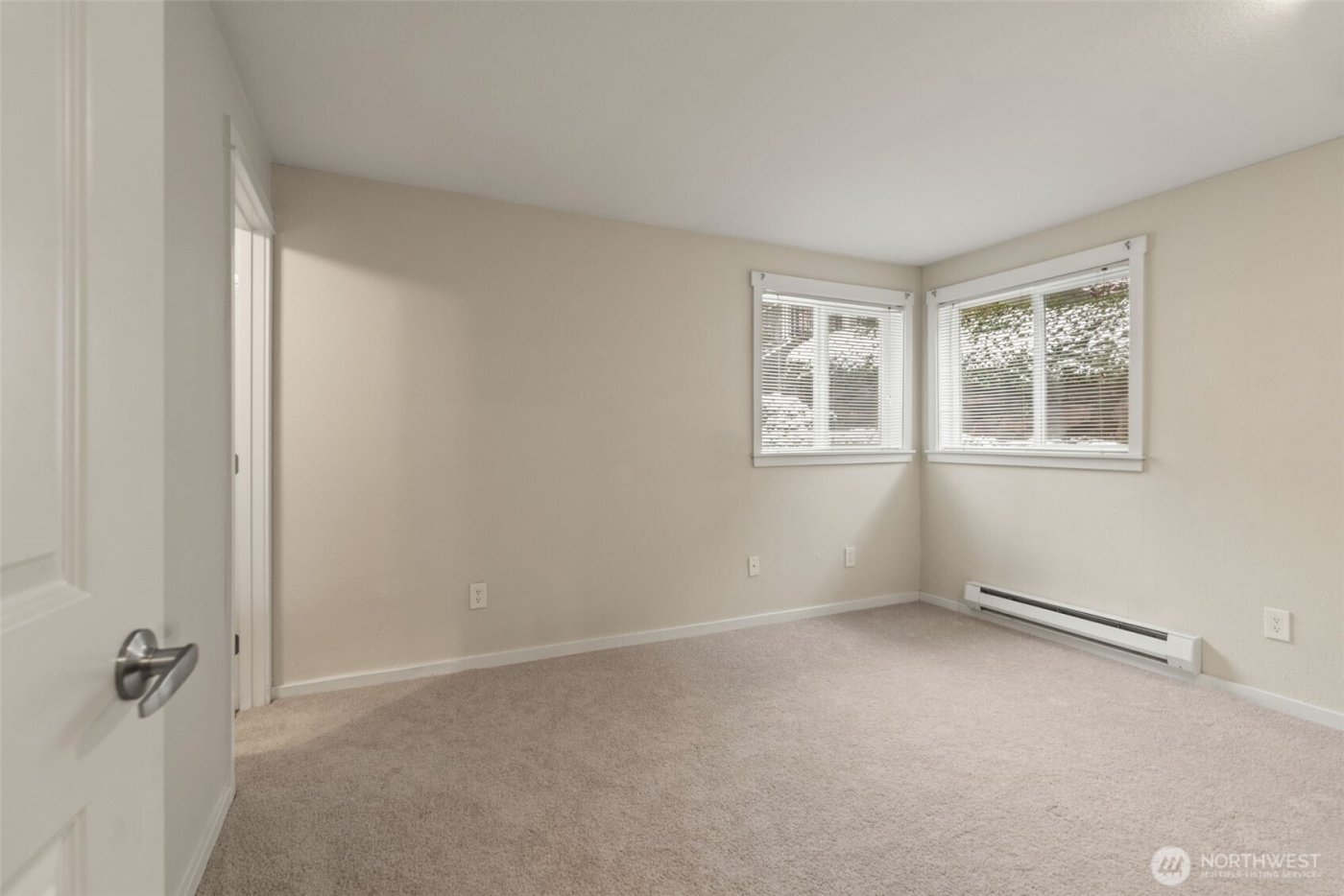 11309 NE 128th Street #F104, Kirkland, WA 98034