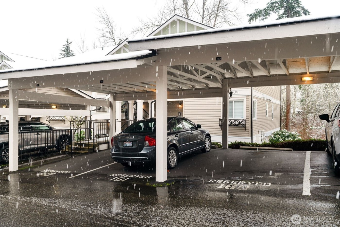 11309 NE 128th Street #F104, Kirkland, WA 98034