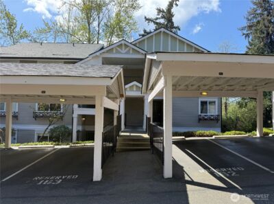 11309 NE 128th Street #F104, Kirkland, WA 98034 - Photo 3