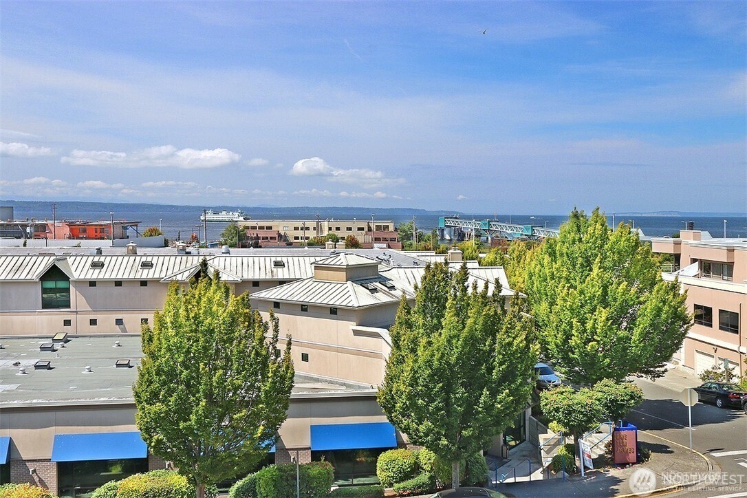200 James Street #307, Edmonds, WA 98020