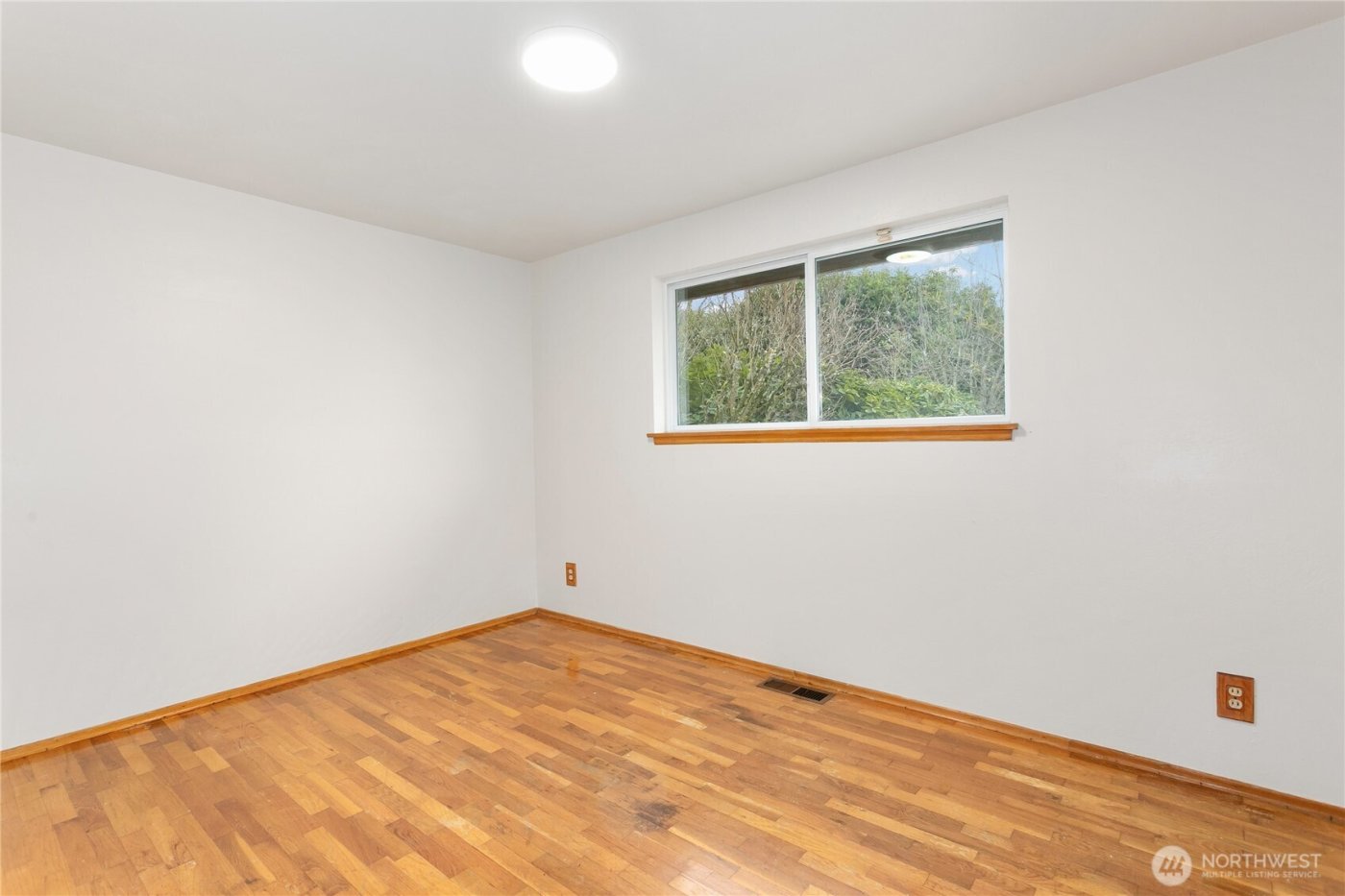 7416 25th Street W, Tacoma, WA 98466