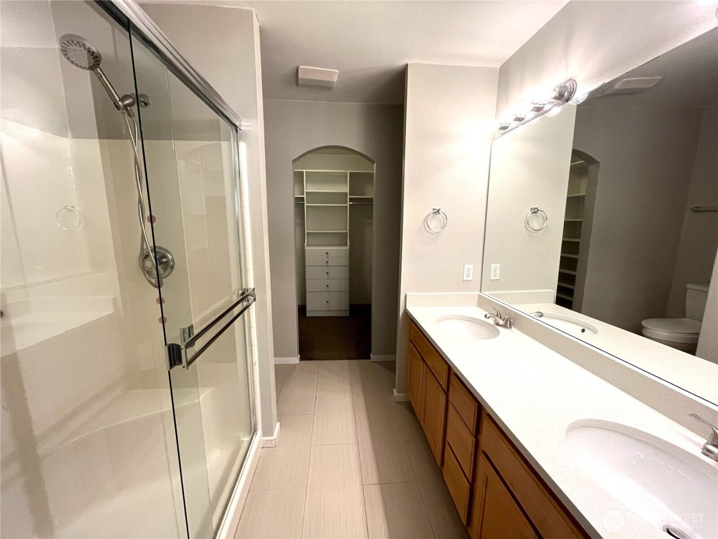 22908 SE 240th Place , Maple Valley, WA 98038