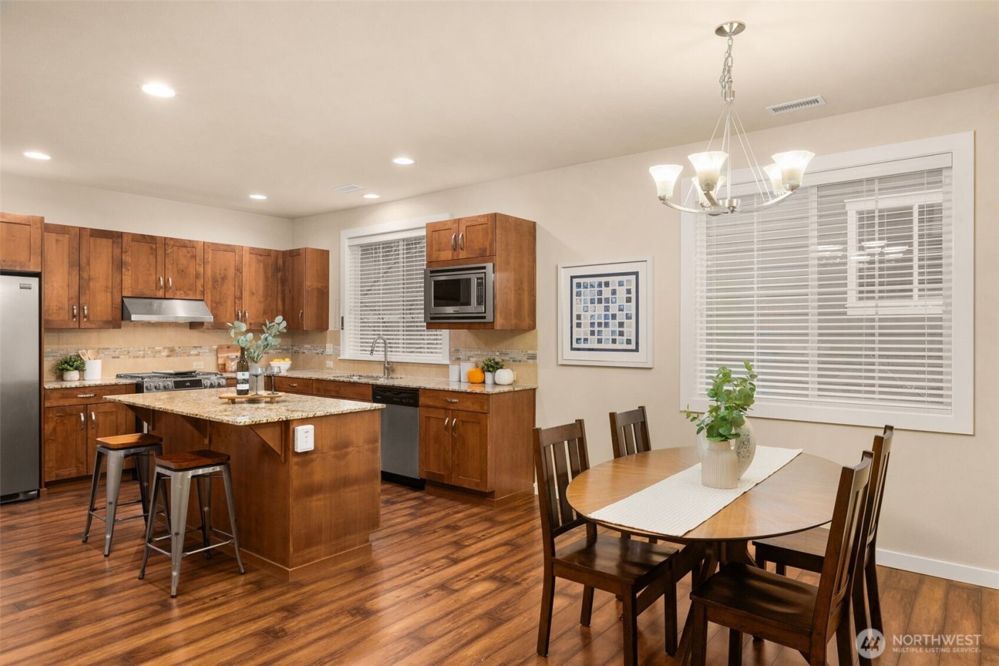 365 NE Denny Way , Issaquah, WA 98029