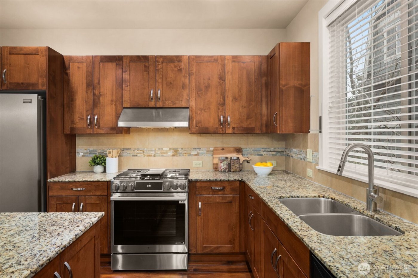 365 NE Denny Way , Issaquah, WA 98029