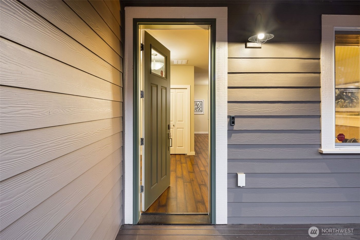 365 NE Denny Way , Issaquah, WA 98029