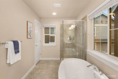 365 NE Denny Way , Issaquah, WA 98029 - Photo 23