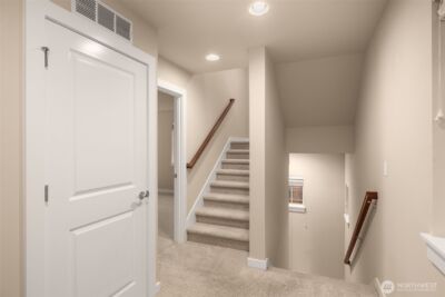 365 NE Denny Way , Issaquah, WA 98029 - Photo 24