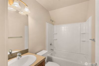 365 NE Denny Way , Issaquah, WA 98029 - Photo 30