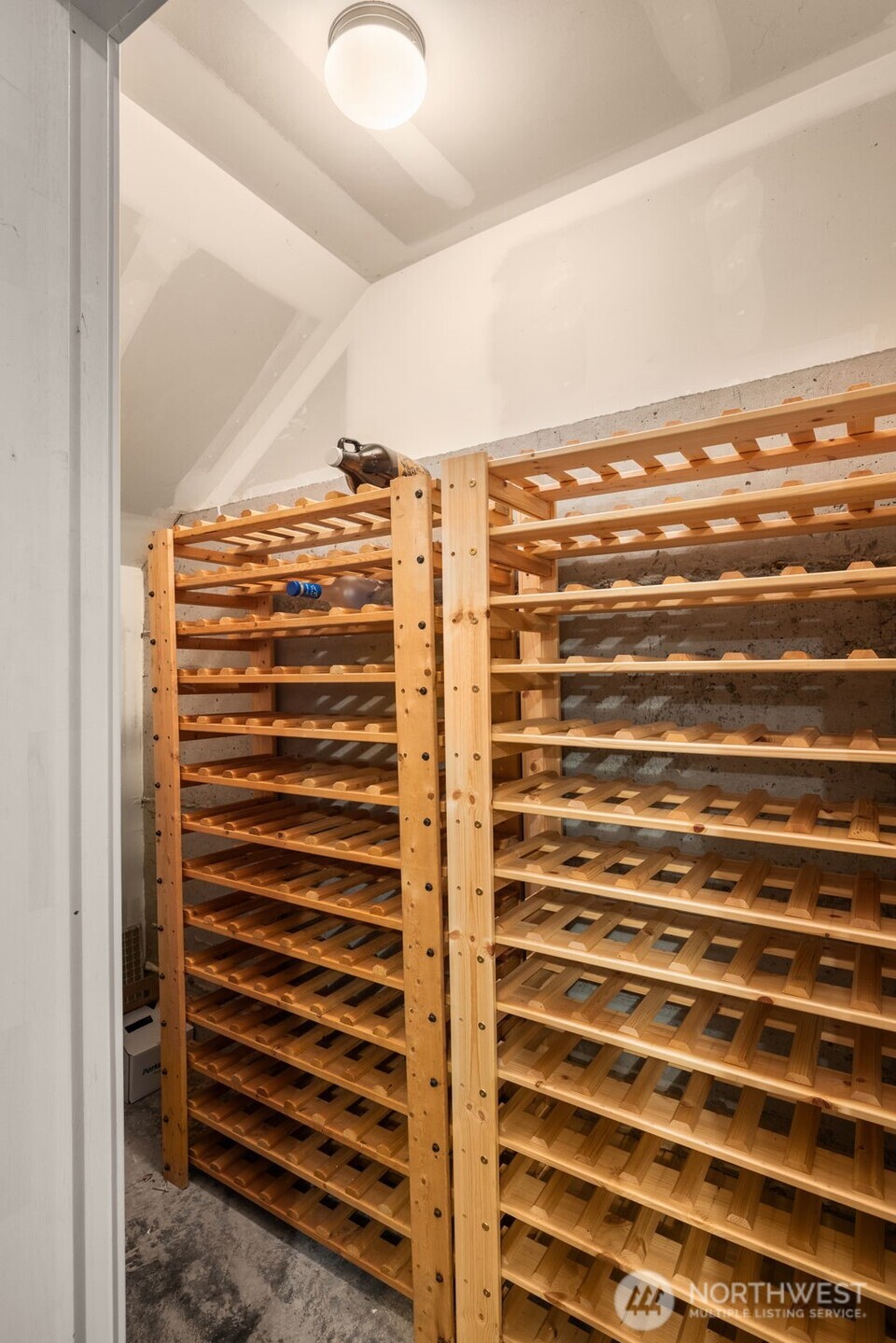 365 NE Denny Way , Issaquah, WA 98029