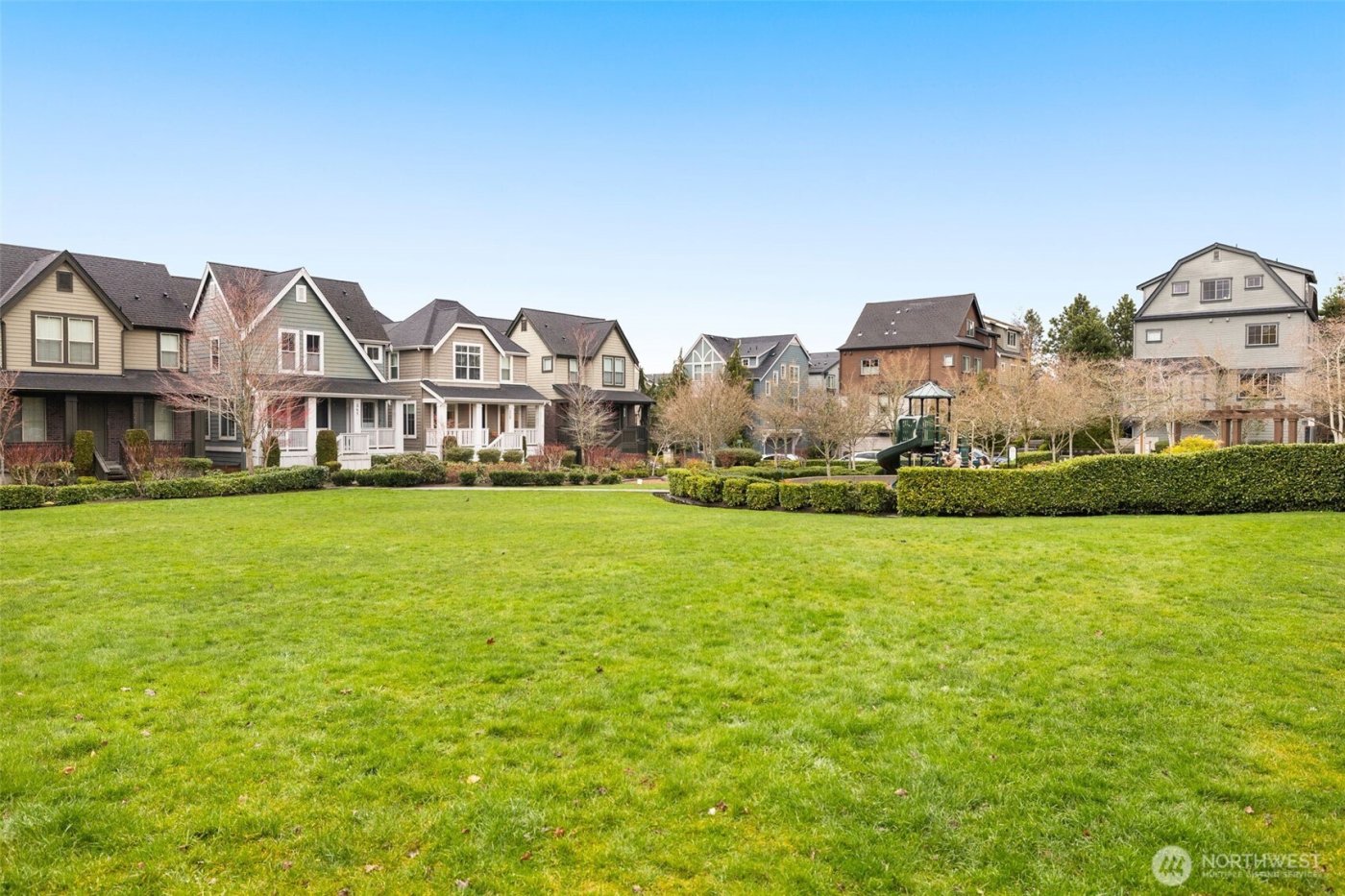 365 NE Denny Way , Issaquah, WA 98029