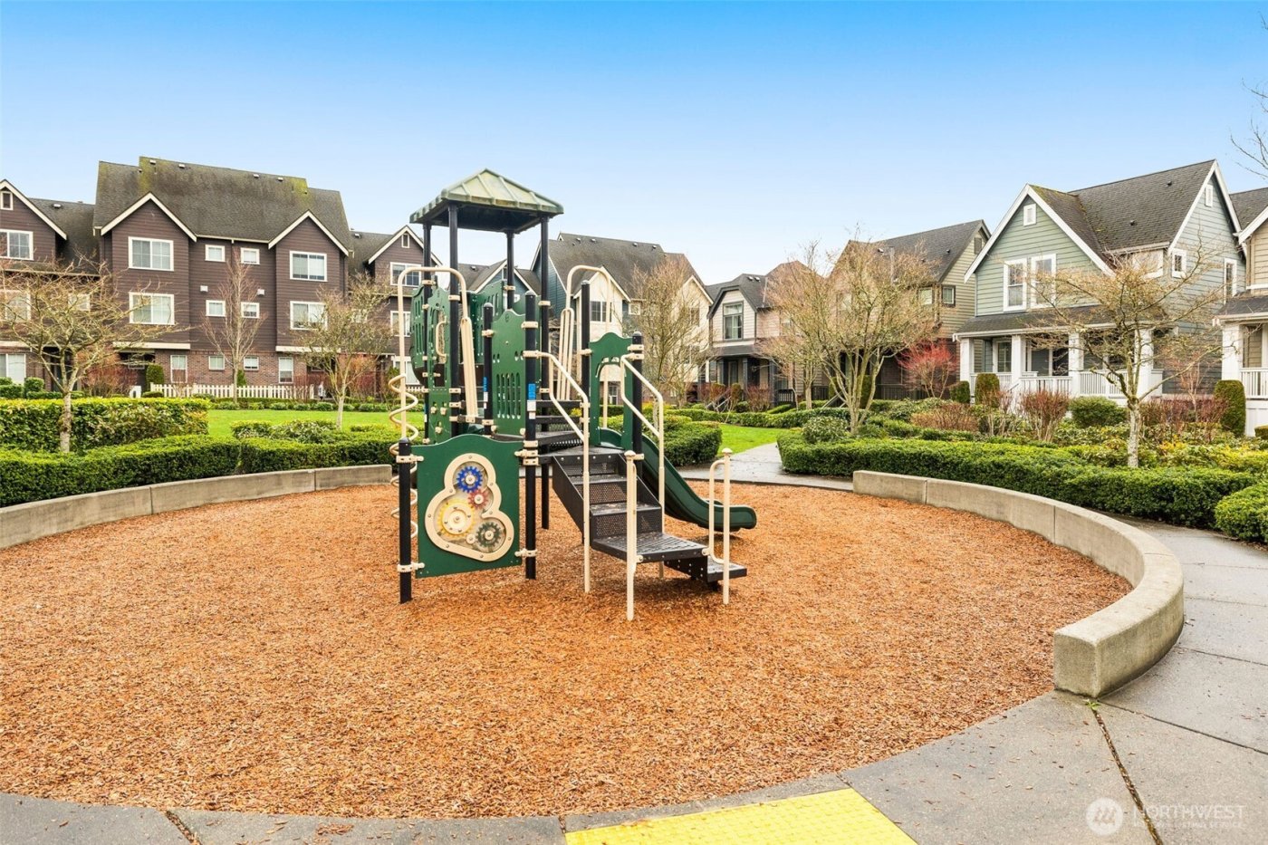 365 NE Denny Way , Issaquah, WA 98029