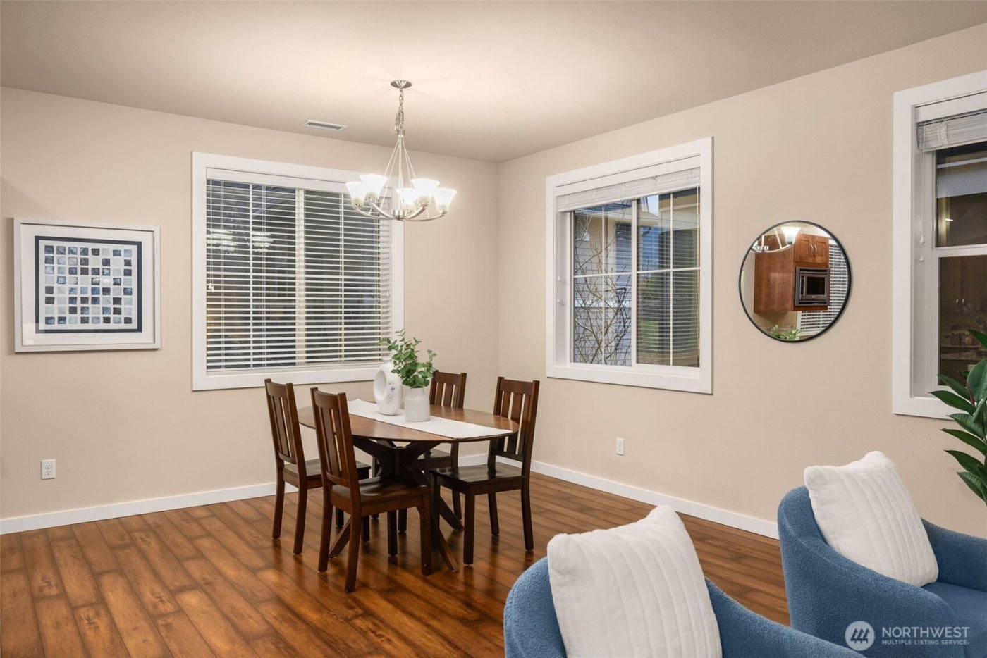 365 NE Denny Way , Issaquah, WA 98029