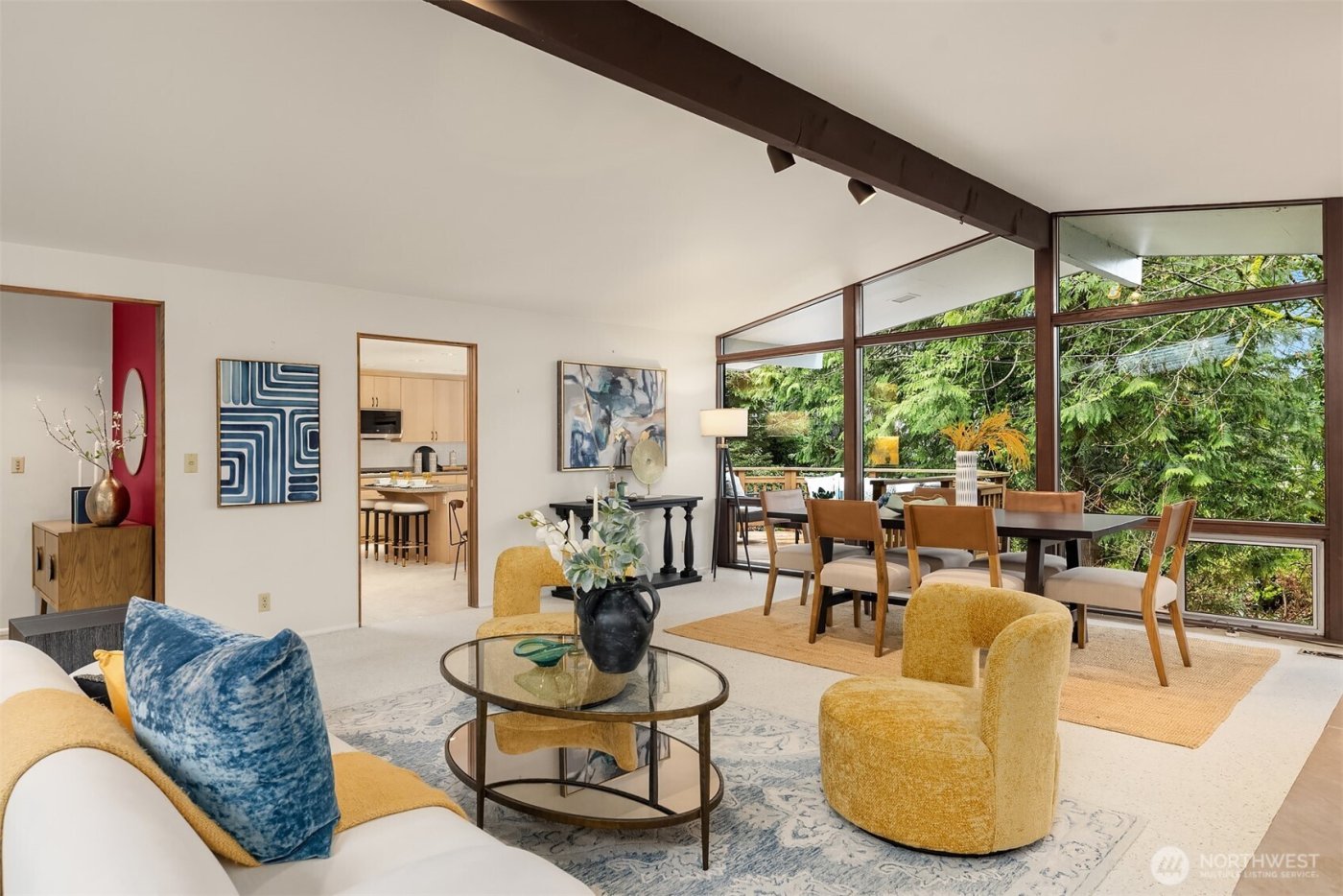 3905 96th Avenue SE, Mercer Island, WA 98040