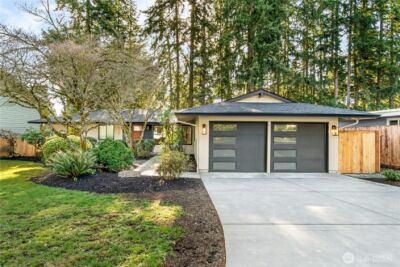 11903 NE 142nd Place , Kirkland, WA 98034-1454