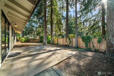 11903 NE 142nd Place , Kirkland, WA 98034-1454 - Photo 35