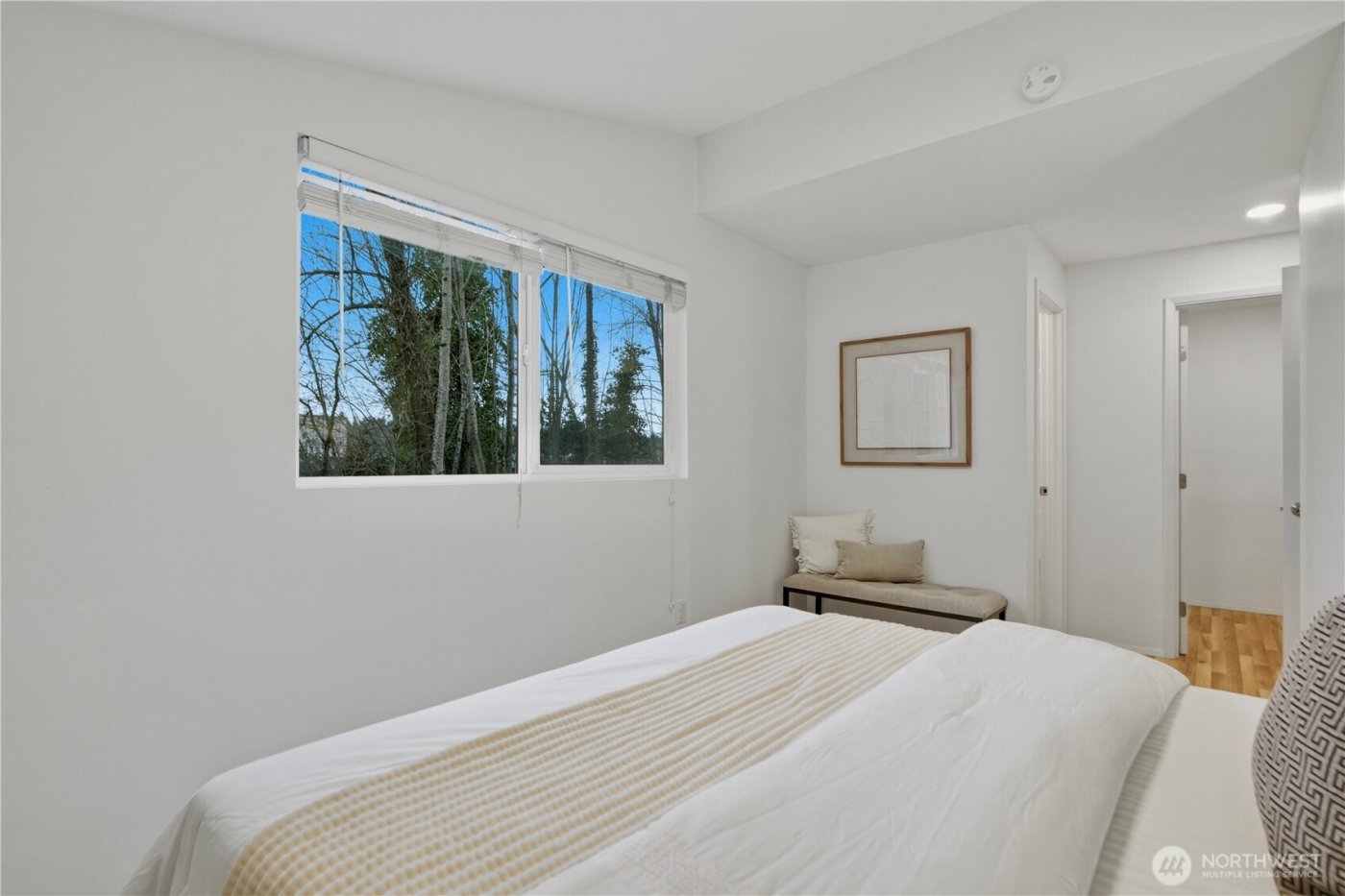 12625 SE 42nd Street , Bellevue, WA 98006