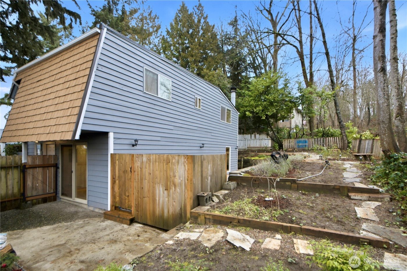 12625 SE 42nd Street , Bellevue, WA 98006