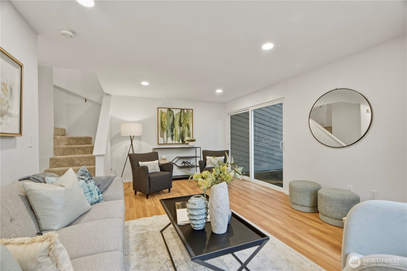12625 SE 42nd Street , Bellevue, WA 98006