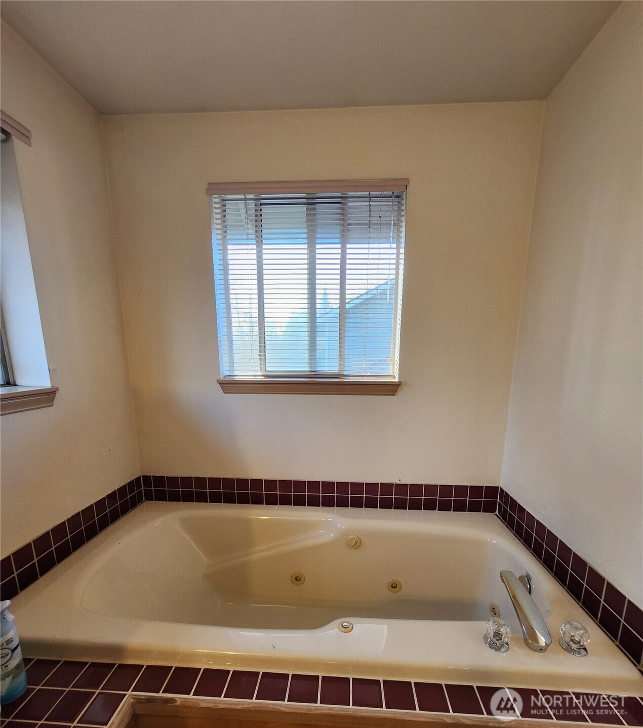 3930 205th Place SW, Lynnwood, WA 98036-8803