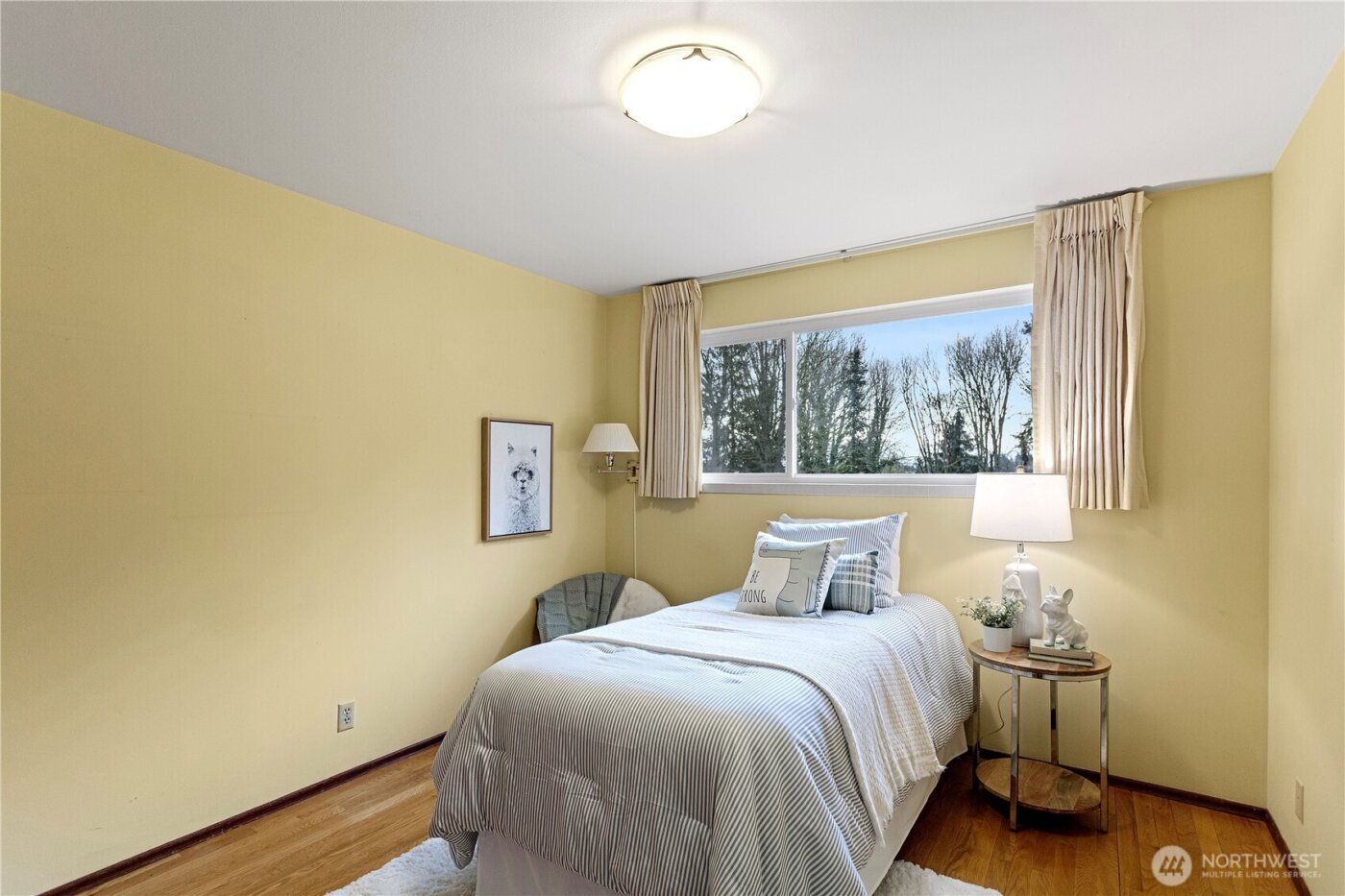 19225 51st Avenue NE, Lake Forest Park, WA 98155-2940