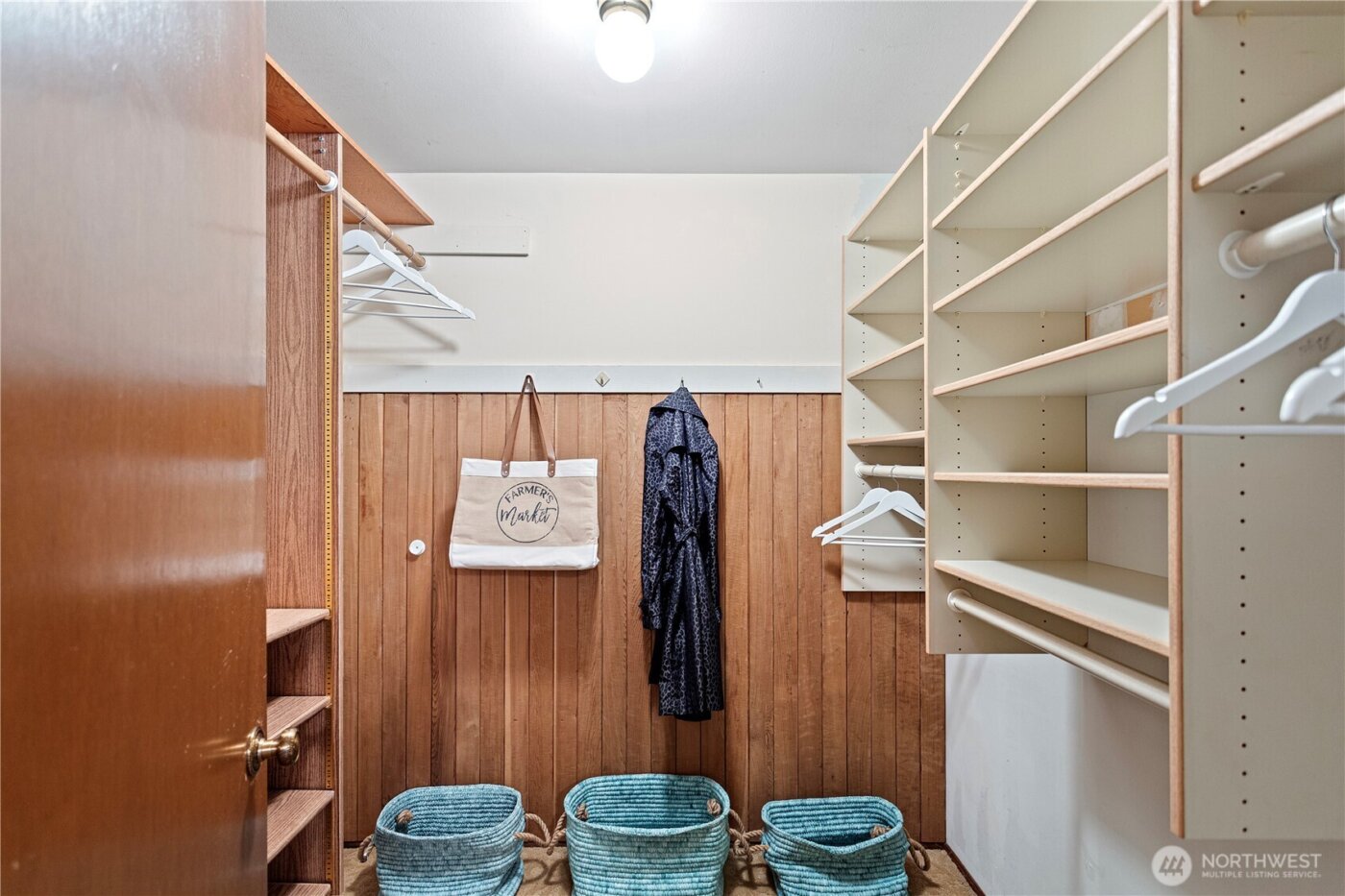 19225 51st Avenue NE, Lake Forest Park, WA 98155-2940