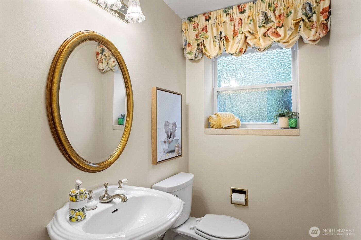 19225 51st Avenue NE, Lake Forest Park, WA 98155-2940