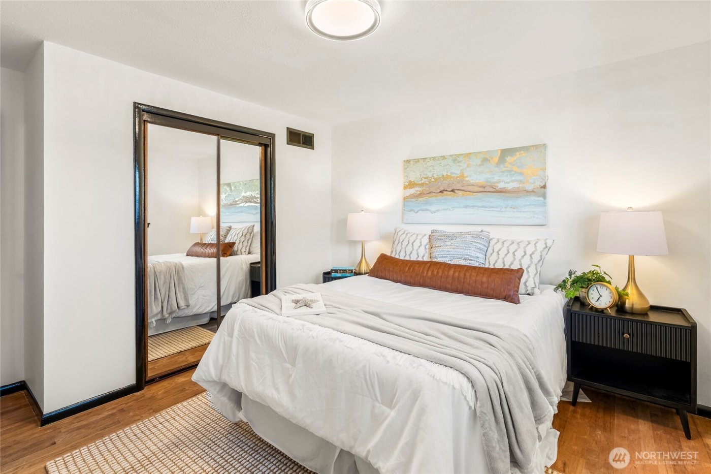 19513 Meridian Avenue N, Shoreline, WA 98133