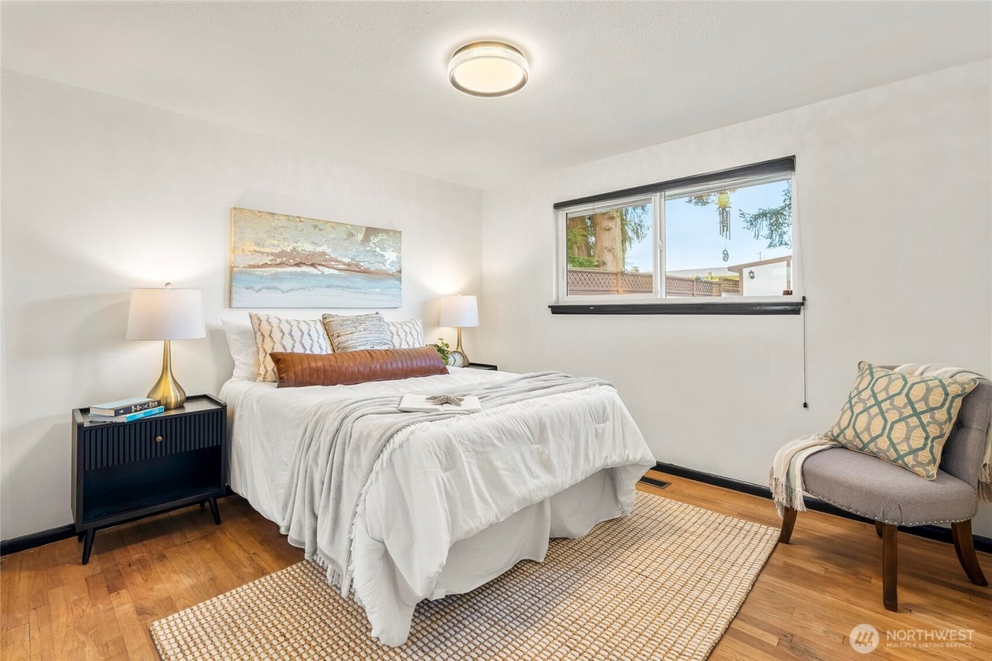 19513 Meridian Avenue N, Shoreline, WA 98133