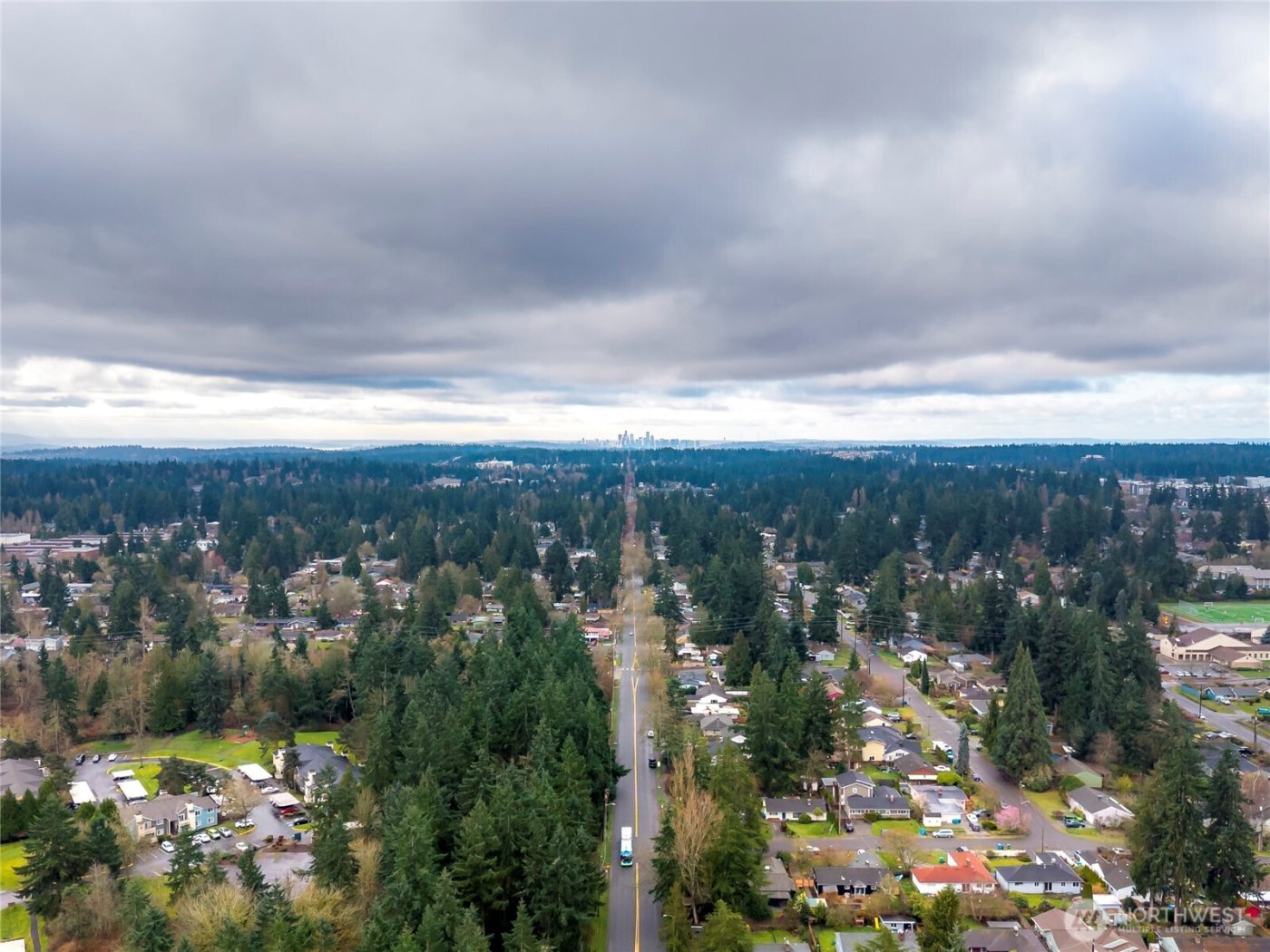 19513 Meridian Avenue N, Shoreline, WA 98133