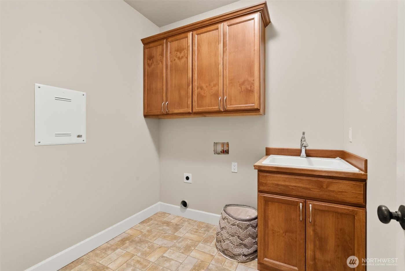 4323 67th Avenue Ct W, University Place, WA 98466