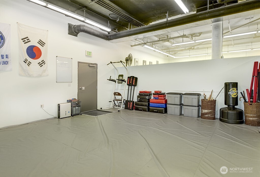 5430 California Avenue SW #COML2, Seattle, WA 98136