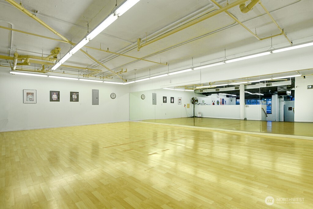 5430 California Avenue SW #COML2, Seattle, WA 98136