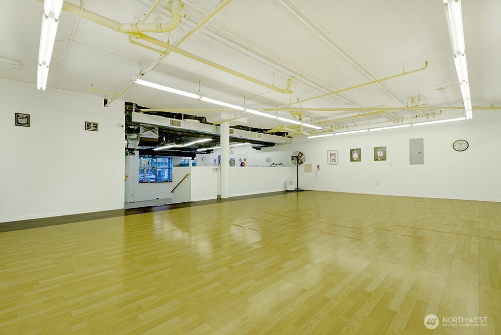 5430 California Avenue SW #COML2, Seattle, WA 98136