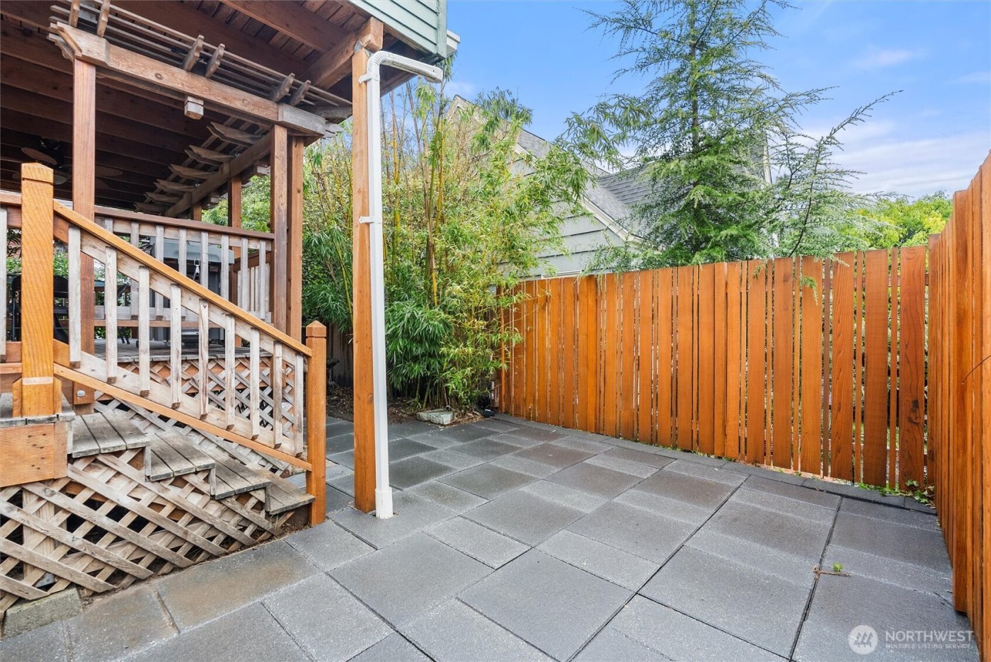1600 27th Avenue , Seattle, WA 98122