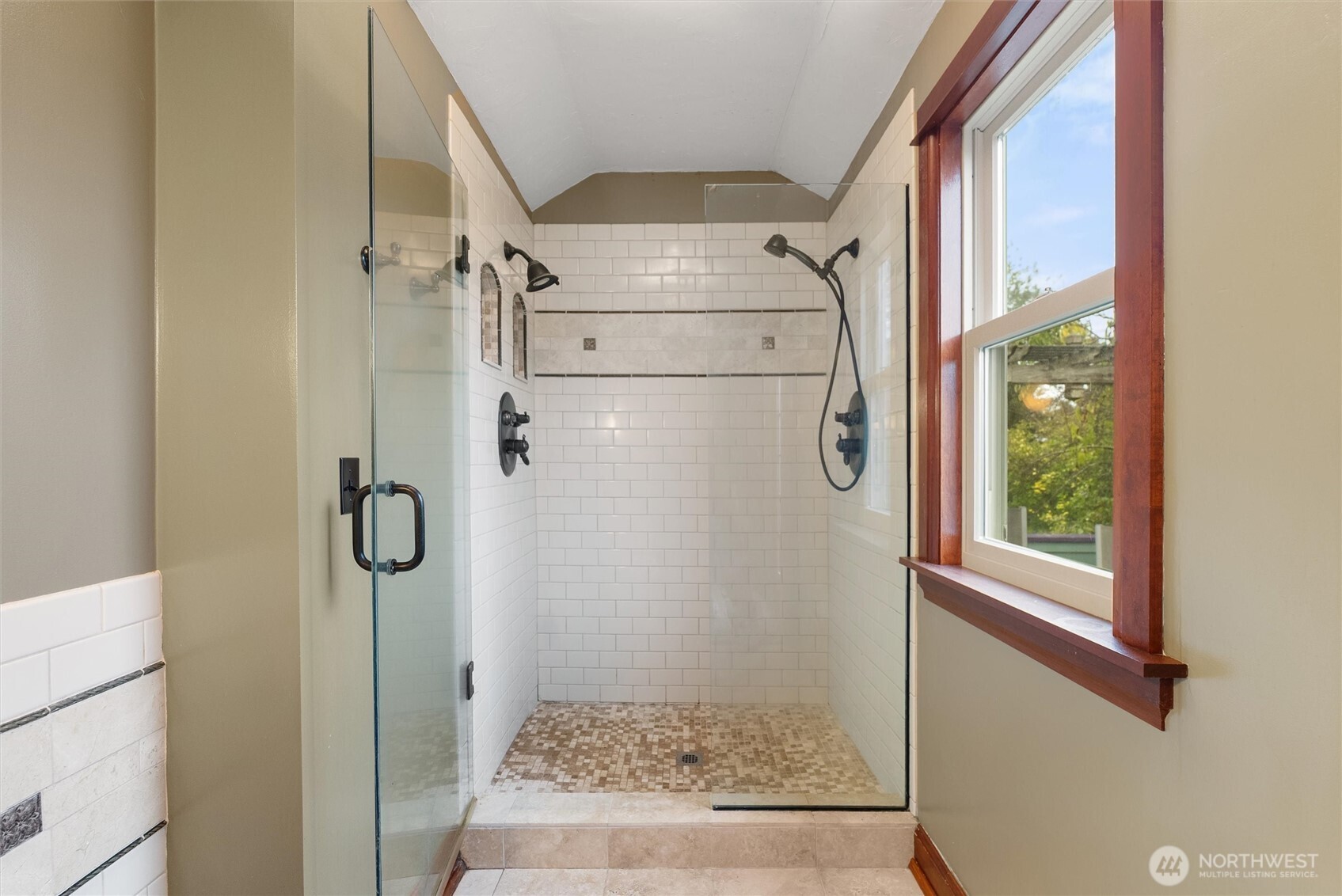1600 27th Avenue , Seattle, WA 98122