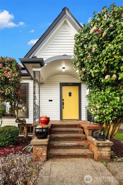 200 NW 73rd Street , Seattle, WA 98117 - Photo 2