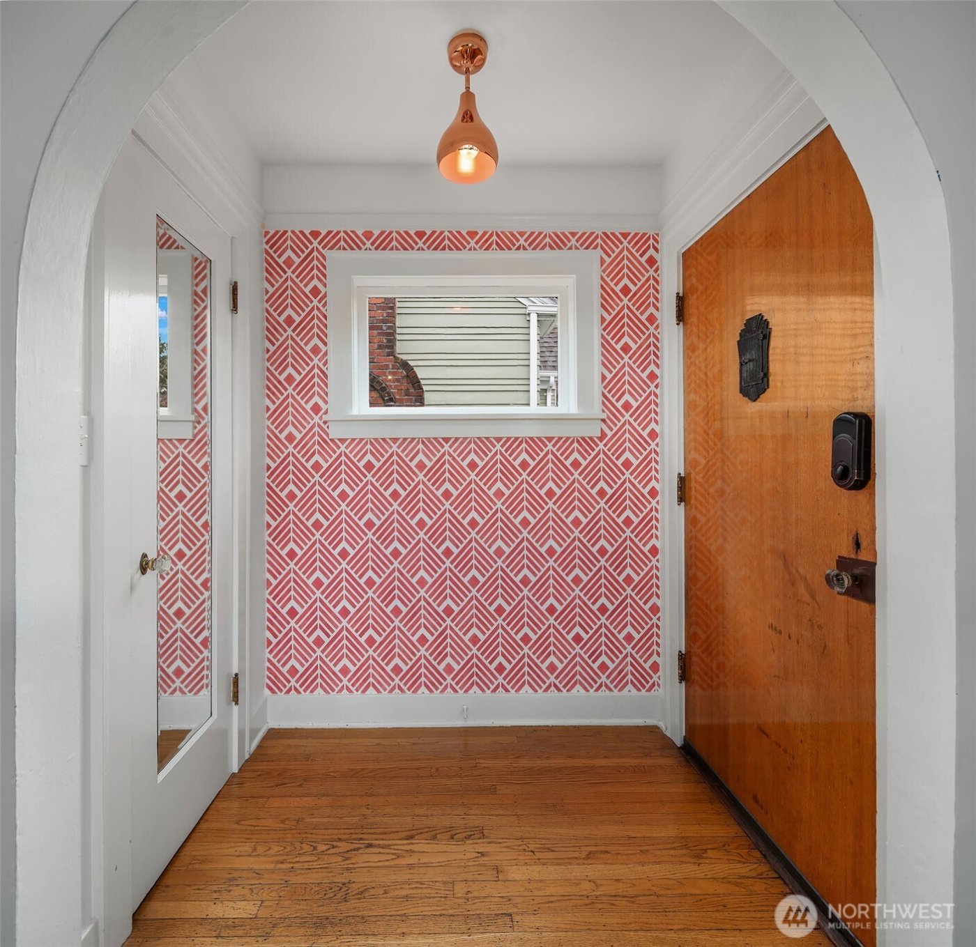 200 NW 73rd Street , Seattle, WA 98117