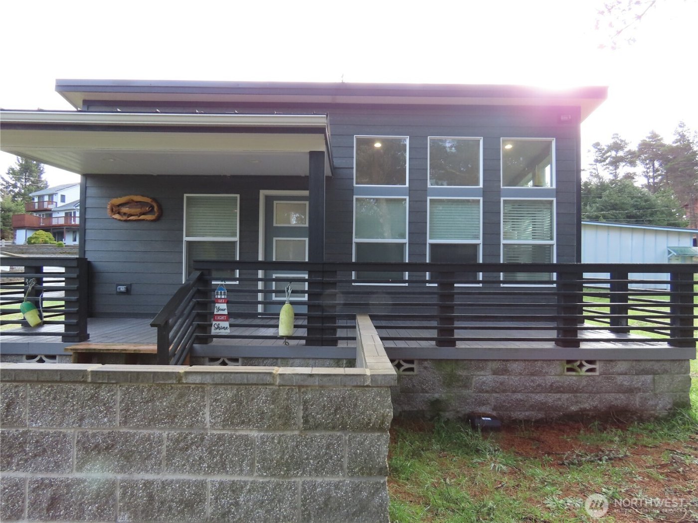 300 Surf Street , Westport, WA 98595